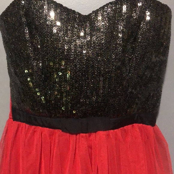 NWT 💌red 💌Holiday Valentines 💌 dress size pre teen small - Picture 7 of 11